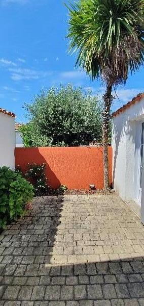 Photo 9 : PATIO d'une maison située à La Couarde-sur-mer, île de Ré.