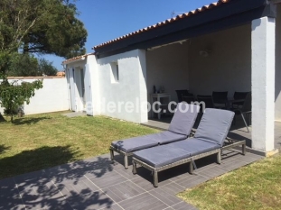 Ile de Ré:Maison de charme, 4 pers., 300m de la plage, lisière des vignes.