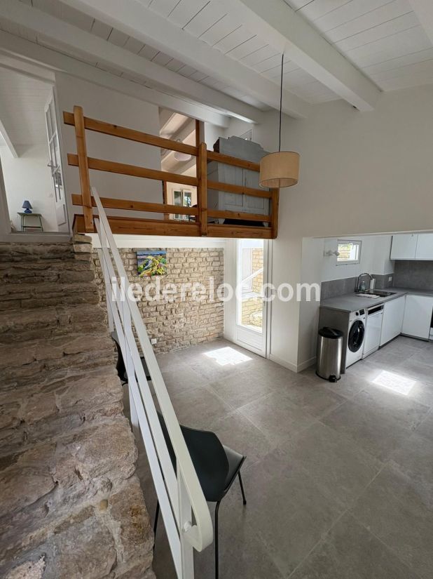 Photo 8 : SEJOUR d'une maison situ&eacute;e &agrave; Les Portes-en-R&eacute;, &icirc;le de R&eacute;.