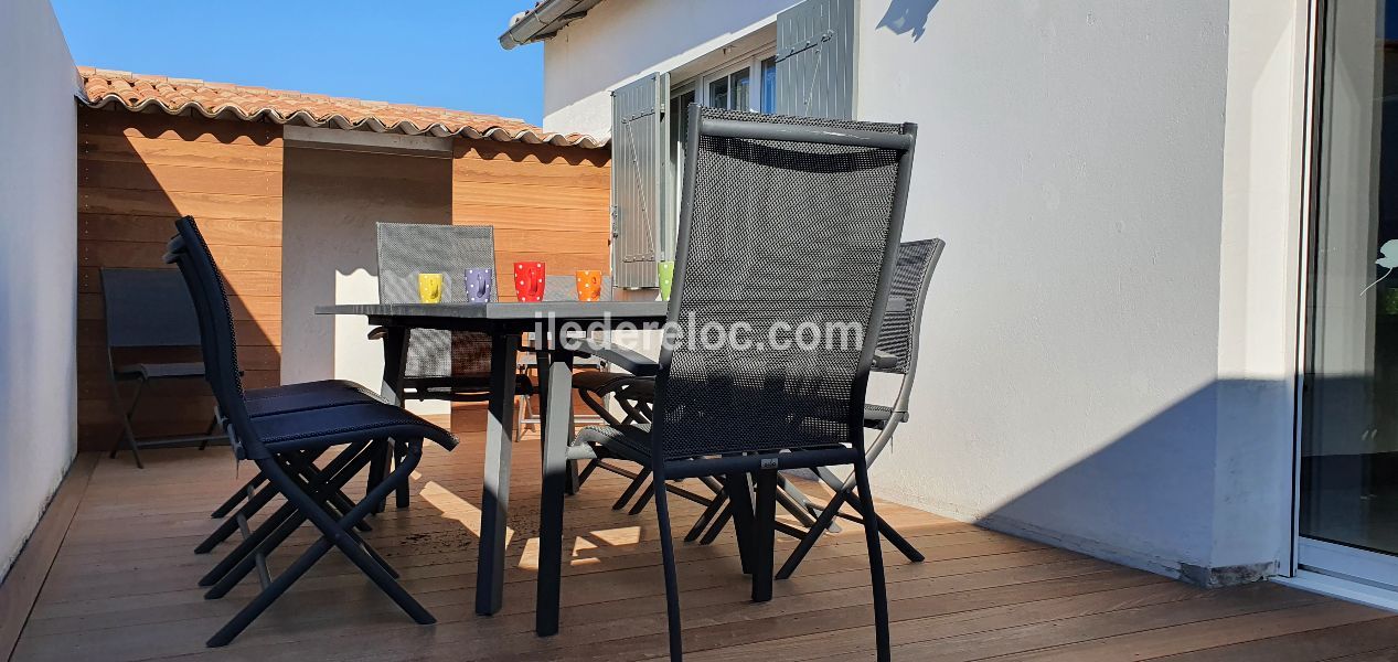 Photo 11 : TERRASSE d'une maison située à La Couarde-sur-mer, île de Ré.