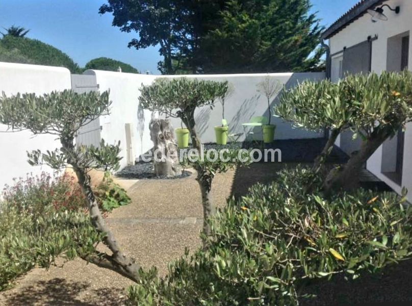 Photo 11 : PATIO d'une maison située à La Couarde, île de Ré.