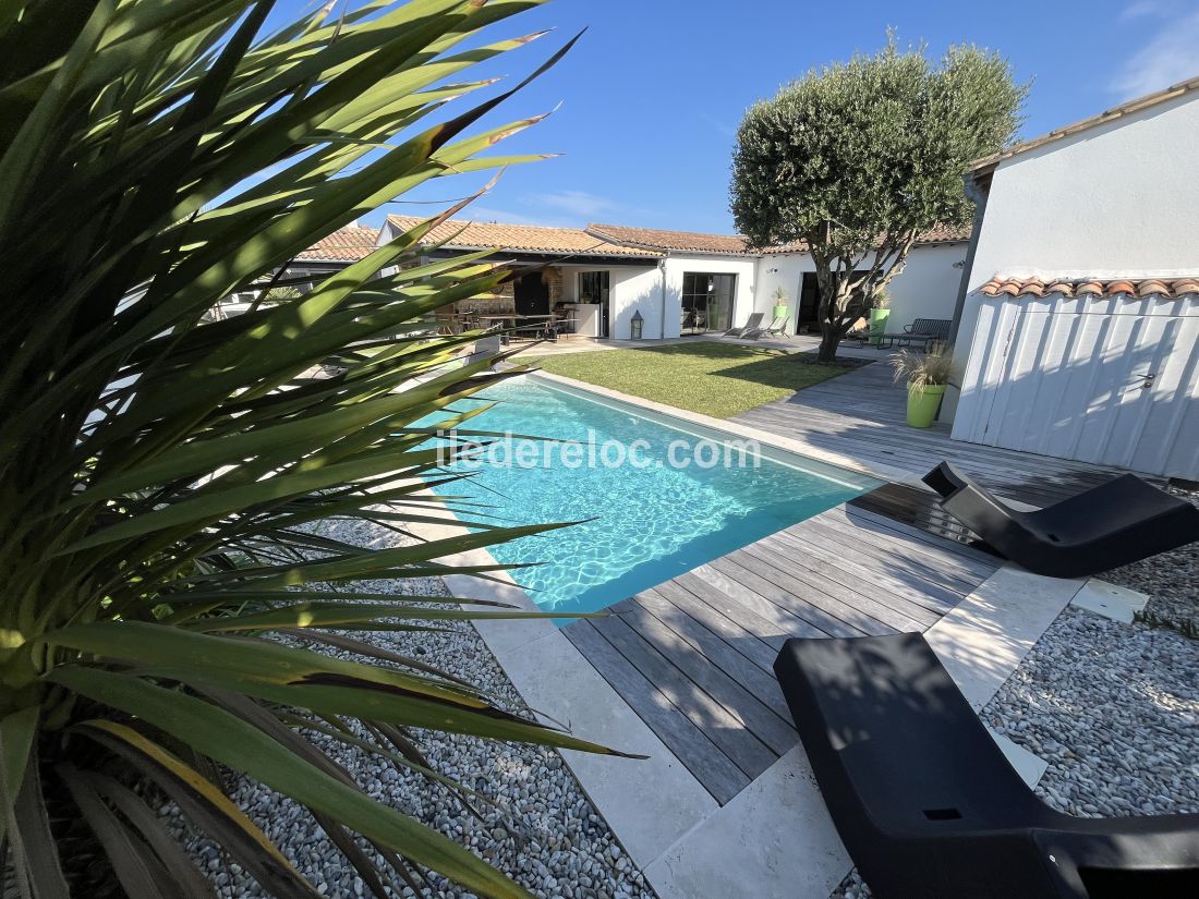 Photo 24 : EXTERIEUR d'une maison située à La Couarde-sur-mer, île de Ré.