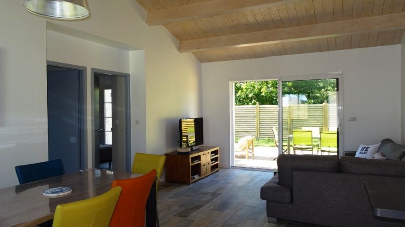 Photo 9 : SEJOUR d'une maison située à La Flotte, île de Ré.