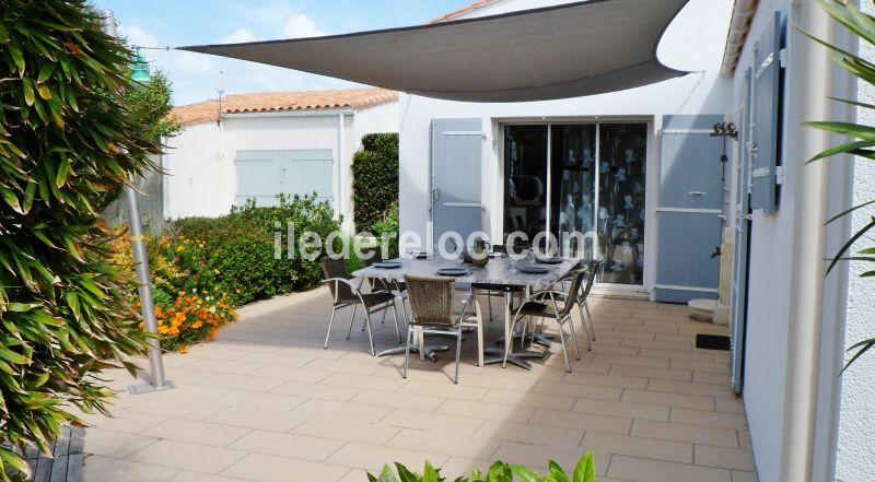 Photo 23 : TERRASSE d'une maison située à Le Bois-Plage-en-Ré, île de Ré.