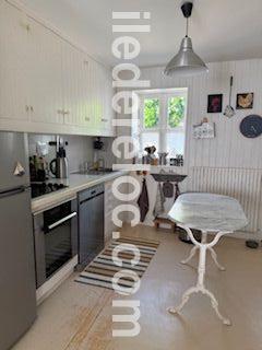 Photo 9 : NC d'une maison situ&eacute;e &agrave; Les Portes-en-R&eacute;, &icirc;le de R&eacute;.