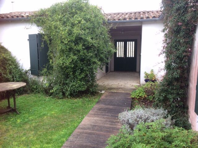 Photo 10 : NC d'une maison située à Sainte-Marie, île de Ré.