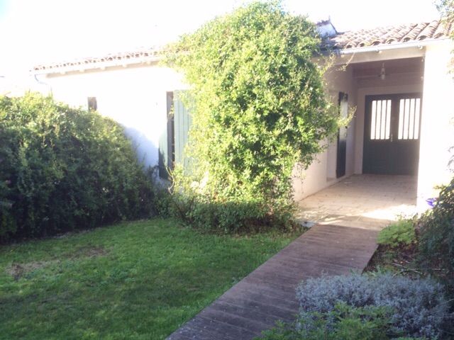 Photo 11 : NC d'une maison située à Sainte-Marie, île de Ré.