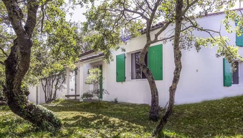 Photo 4 : NC d'une maison située à Le Bois-Plage-en-Ré, île de Ré.