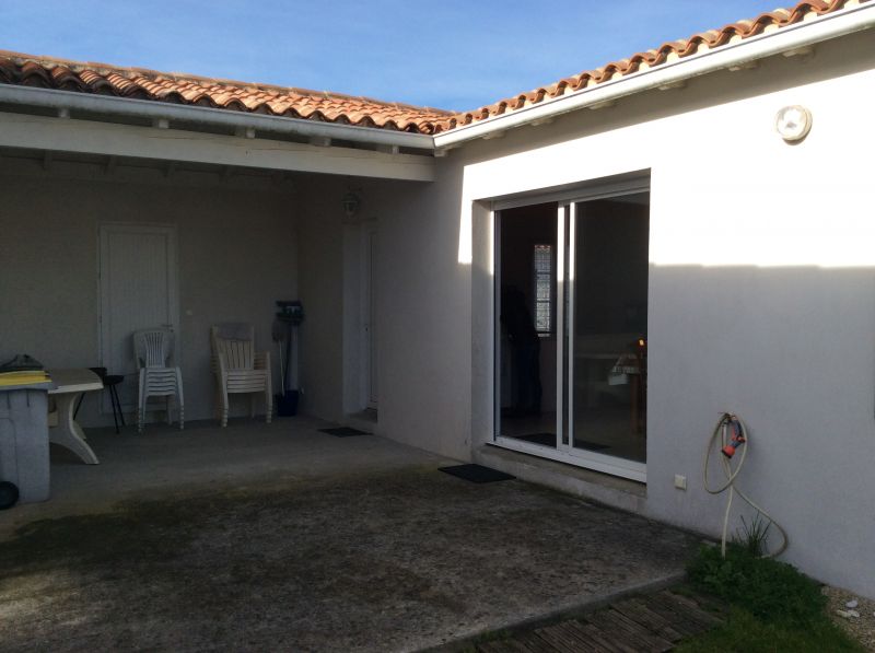 Photo 11 : EXTERIEUR d'une maison située à Saint-Clément-des-Baleines, île de Ré.