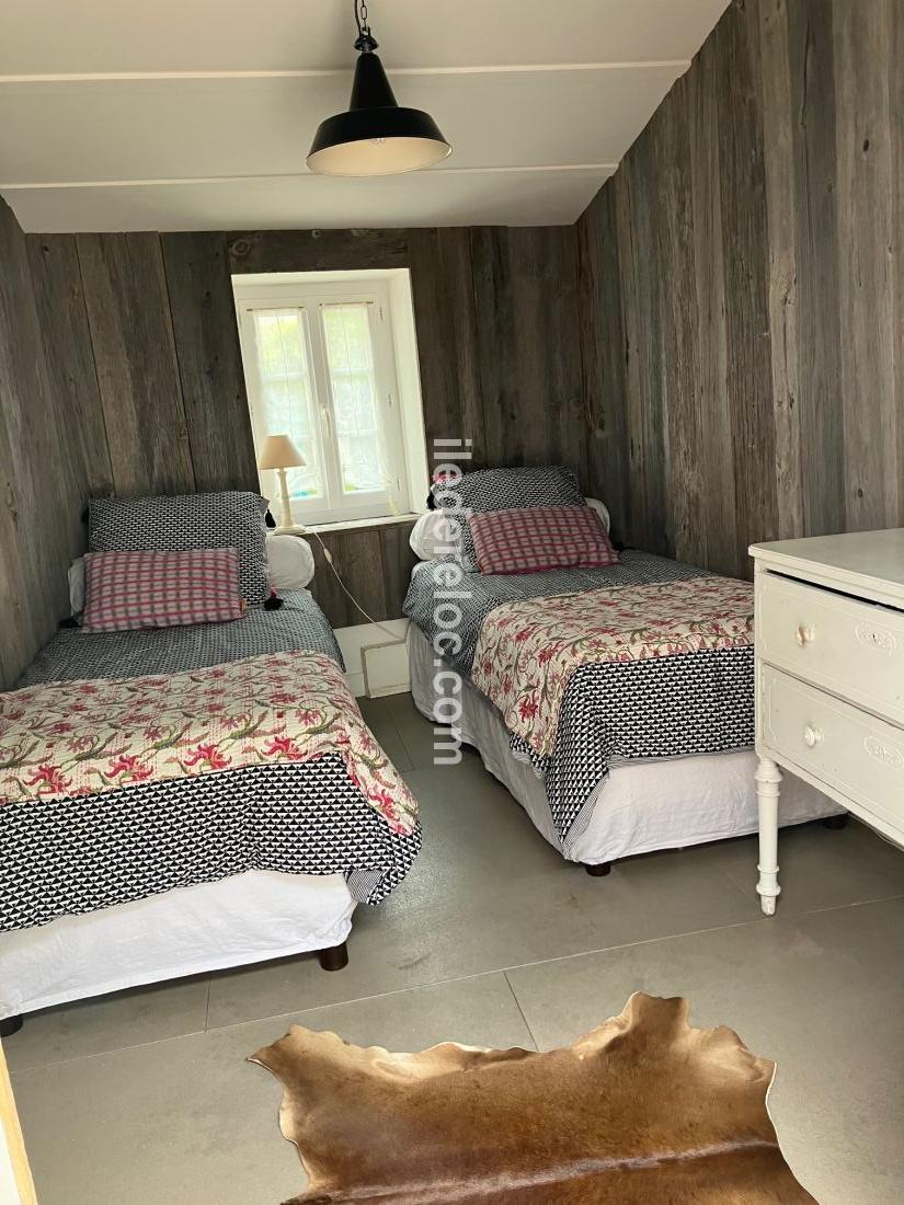 Photo 22 : CHAMBRE d'une maison situ&eacute;e &agrave; Saint-Cl&eacute;ment-des-Baleines, &icirc;le de R&eacute;.
