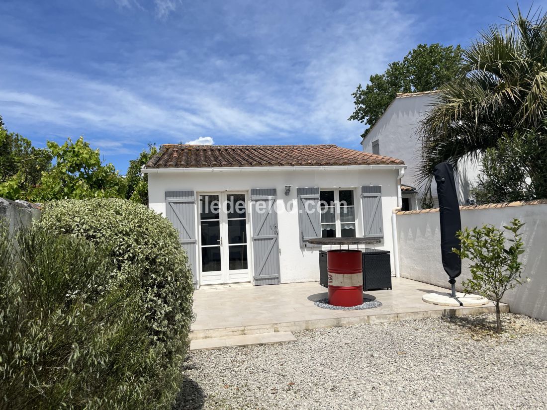 Photo 4 : JARDIN d'une maison situ&eacute;e &agrave; La Couarde-sur-mer, &icirc;le de R&eacute;.