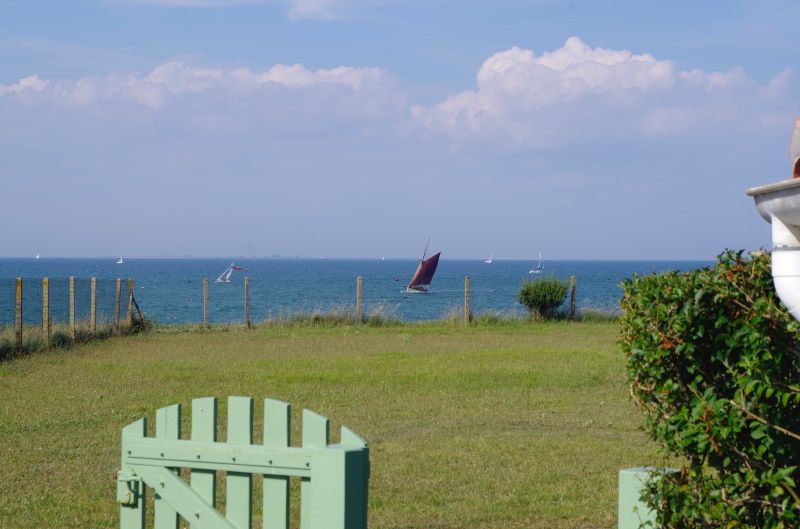 Photo 6 : EXTERIEUR d'une maison située à La Flotte-en-Ré, île de Ré.