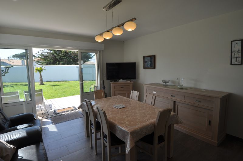 Photo 5 : SEJOUR d'une maison située à La Couarde-sur-mer, île de Ré.