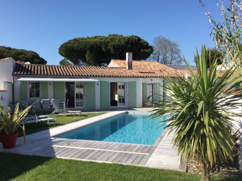 Photo 4 : EXTERIEUR d'une maison située à La Flotte, île de Ré.