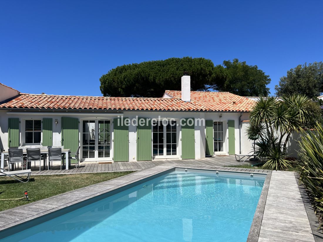 ile de ré Maison 4 toiles avec piscine chauffe d