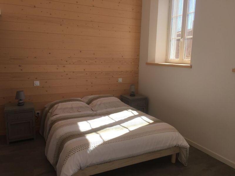 Photo 7 : CHAMBRE d'une maison située à Rivedoux-Plage, île de Ré.