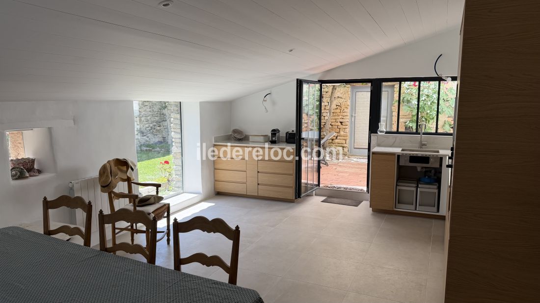 Photo 5 : NC d'une maison situ&eacute;e &agrave; Saint-Cl&eacute;ment-des-Baleines, &icirc;le de R&eacute;.