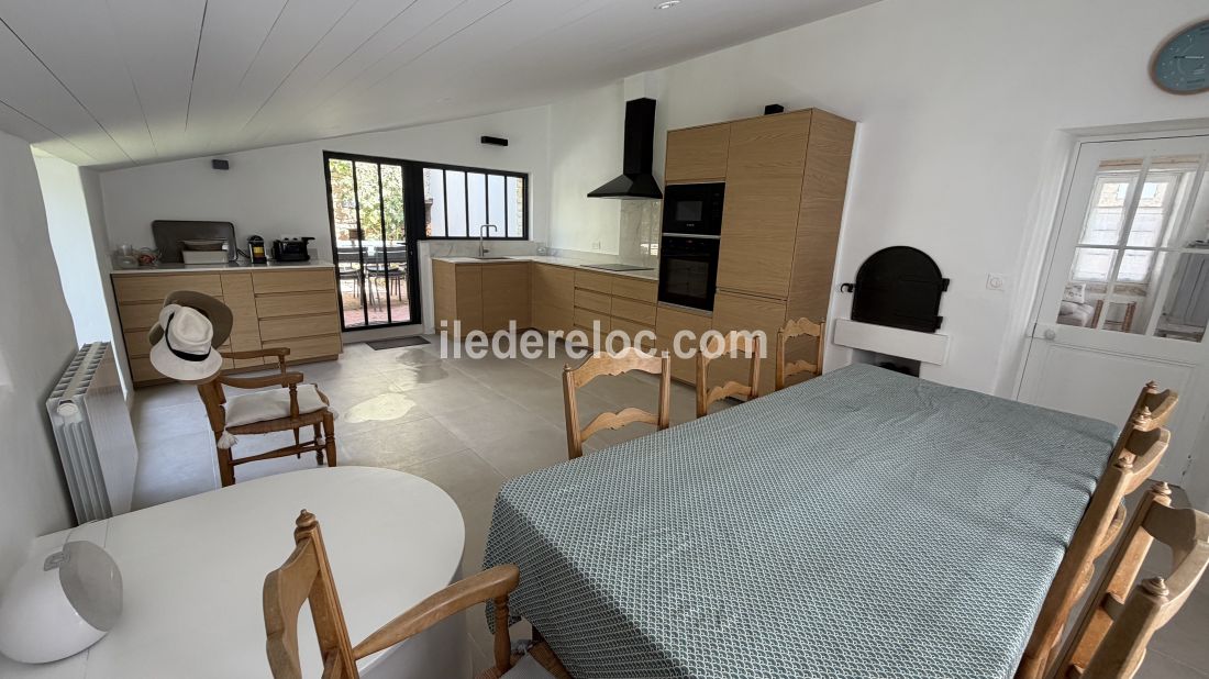 Photo 6 : NC d'une maison situ&eacute;e &agrave; Saint-Cl&eacute;ment-des-Baleines, &icirc;le de R&eacute;.