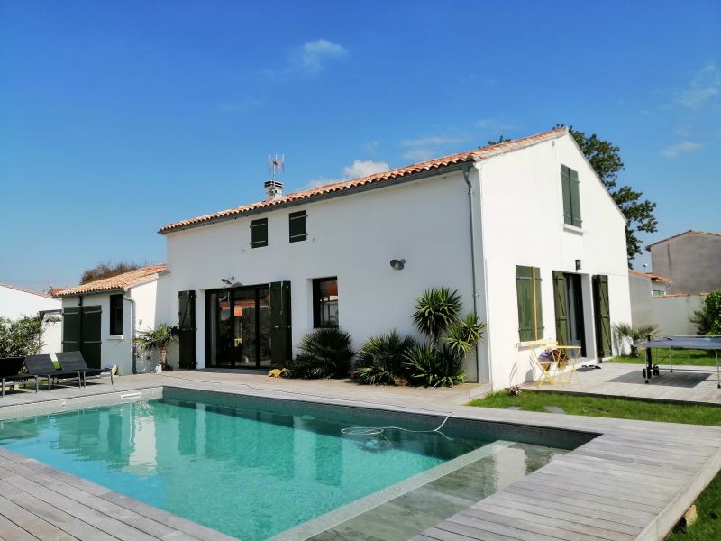 Photo 28 : EXTERIEUR d'une maison située à La Couarde-sur-mer, île de Ré.