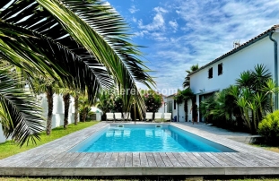 Ile de Ré: le clos salvagny - elegante maison au coeur de la couarde entre plage et villag