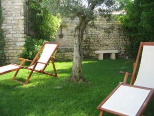 Ile de Ré:Maison de charme indépendante avec 2 jardins...