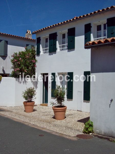 Photo 16 : NC d'une maison située à Saint-Martin-de-Ré, île de Ré.