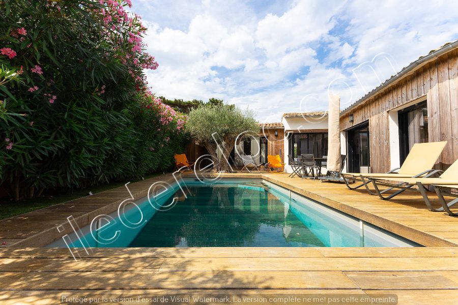 Photo 2 : NC d'une maison située à Le Bois-Plage-en-Ré, île de Ré.