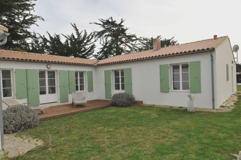 Photo 9 : EXTERIEUR d'une maison située à Saint-Clement, île de Ré.