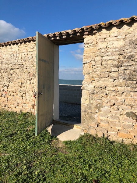 Photo 1 : EXTERIEUR d'une maison située à La Flotte, île de Ré.