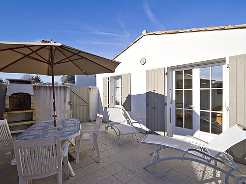 Photo 6 : TERRASSE d'une maison située à La Flotte, île de Ré.