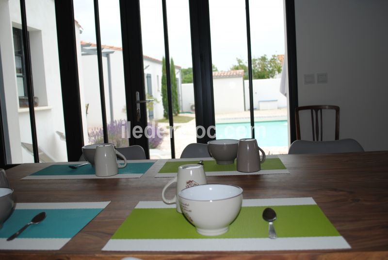 Photo 9 : SEJOUR d'une maison située à Loix, île de Ré.