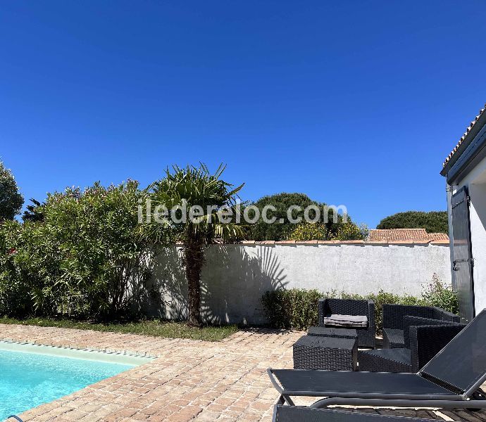 Photo 19 : TERRASSE d'une maison située à Loix, île de Ré.