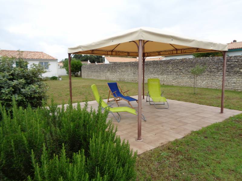 Photo 4 : EXTERIEUR d'une maison située à La Flotte-en-Ré, île de Ré.