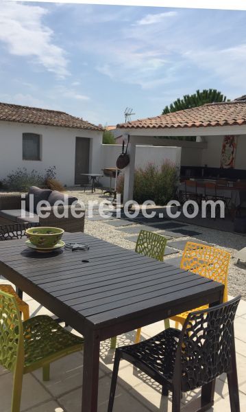 Photo 4 : EXTERIEUR d'une maison située à Loix, île de Ré.