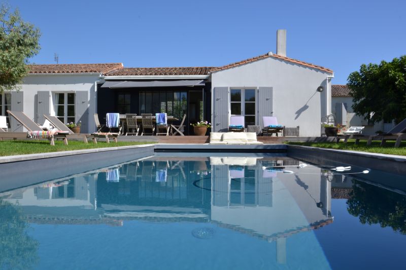 Photo 1 : NC d'une maison située à Ars, île de Ré.