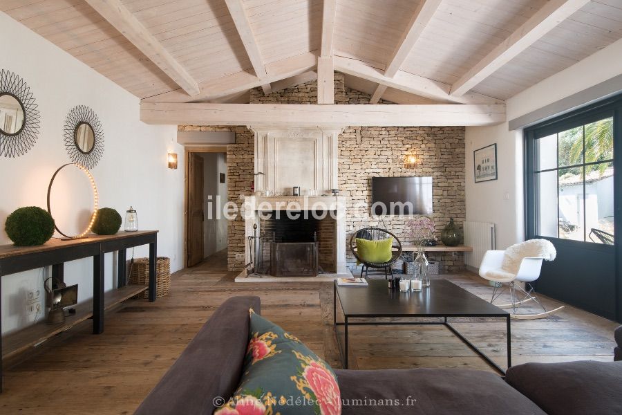 Photo 18 : SEJOUR d'une maison située à La Couarde, île de Ré.