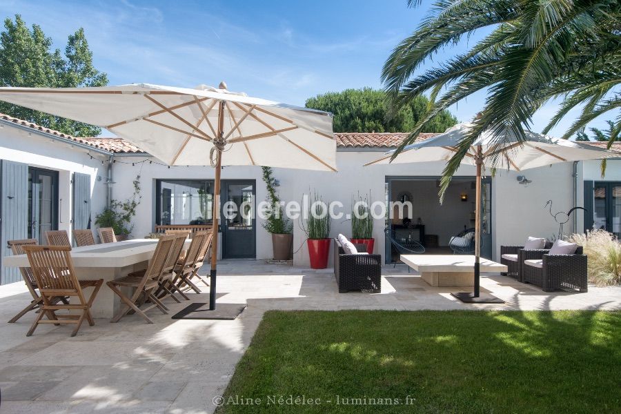 Photo 3 : JARDIN d'une maison située à La Couarde, île de Ré.