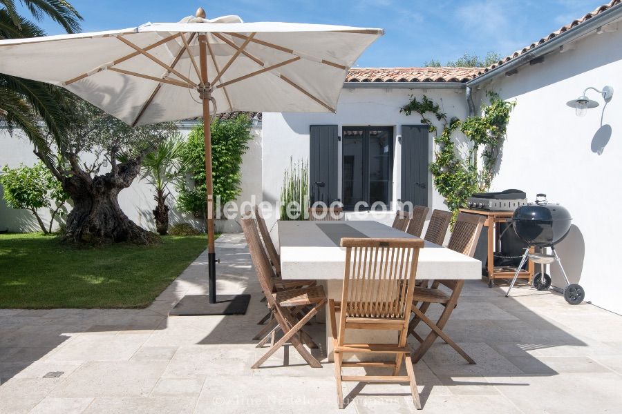 Photo 4 : JARDIN d'une maison située à La Couarde, île de Ré.