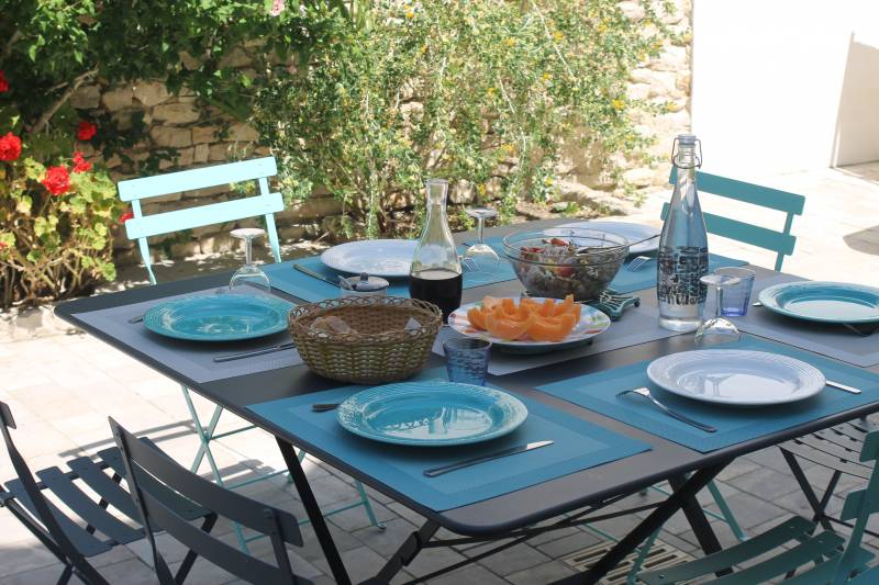 Photo 27 : TERRASSE d'une maison située à Le Bois-Plage-en-Ré, île de Ré.