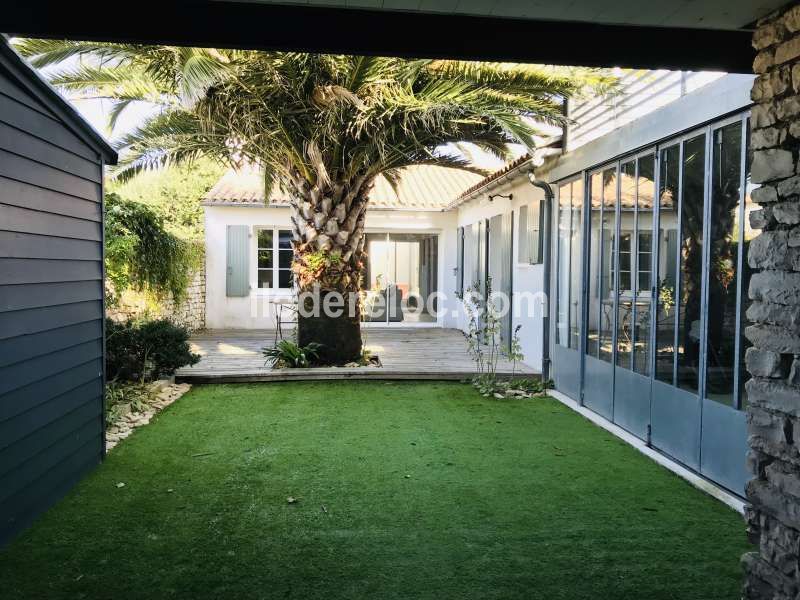 Photo 1 : NC d'une maison située à Le Bois-Plage, île de Ré.