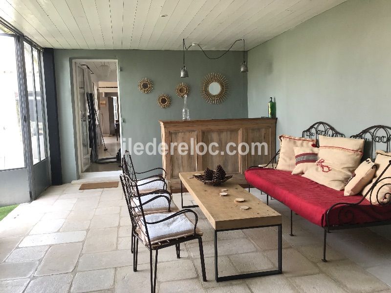 Photo 8 : PATIO d'une maison située à Le Bois-Plage-en-Ré, île de Ré.