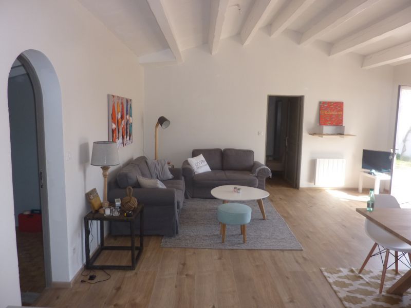 Photo 6 : NC d'une maison située à Ars, île de Ré.