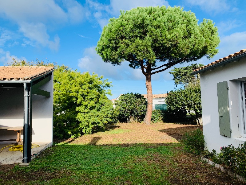 Photo 17 : NC d'une maison située à La Couarde-sur-mer, île de Ré.