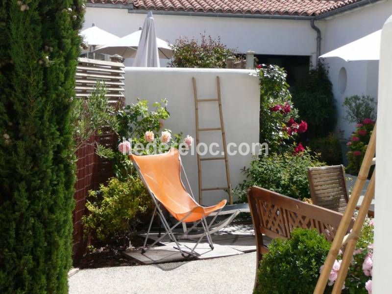 Photo 9 : JARDIN d'une maison située à La Flotte, île de Ré.