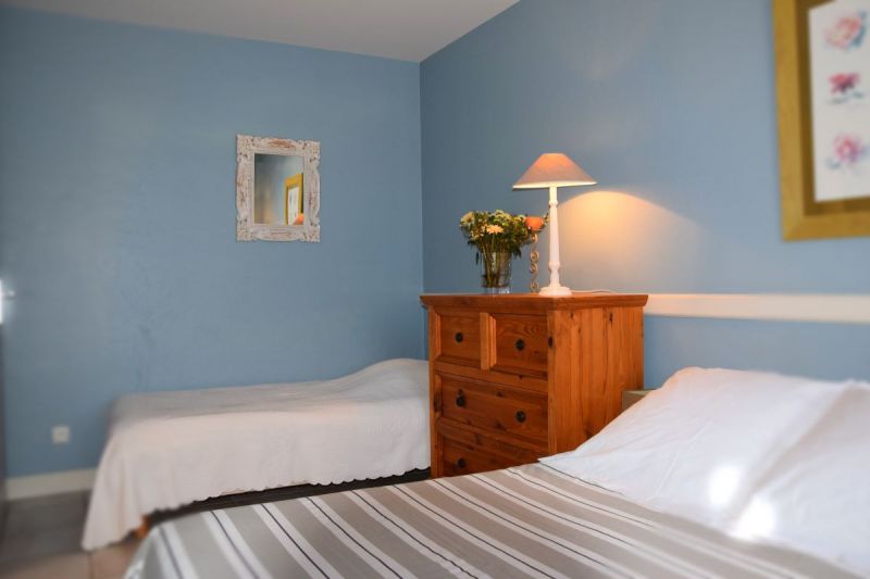 Photo 4 : CHAMBRE d'une maison située à La Flotte-en-Ré, île de Ré.