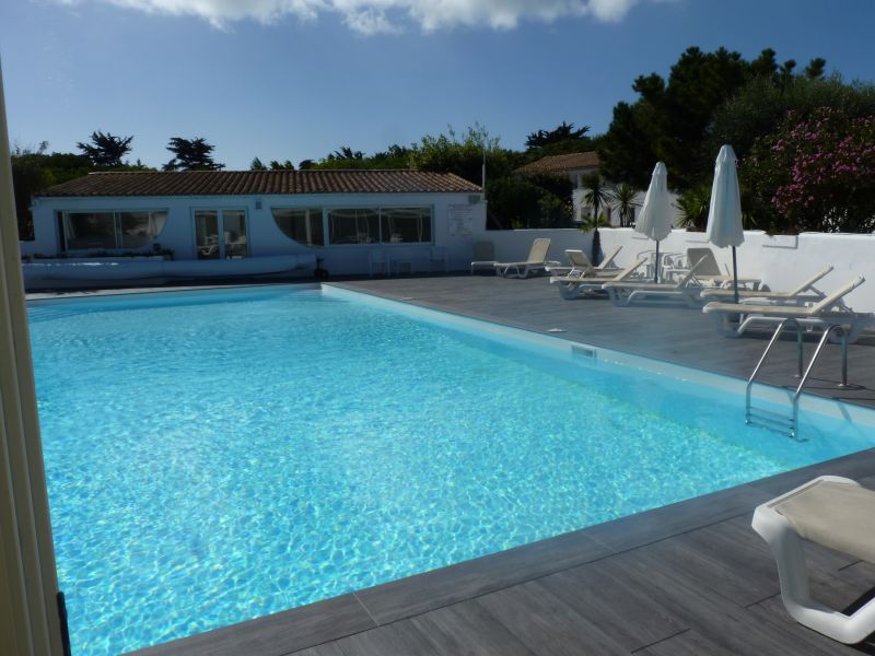 Photo 2 :  d'une maison située à La Couarde-sur-mer, île de Ré.