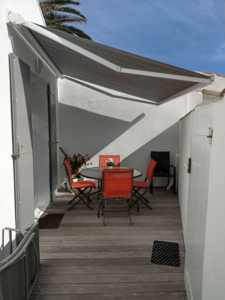 Photo 5 : TERRASSE d'une maison située à La Couarde-sur-mer, île de Ré.