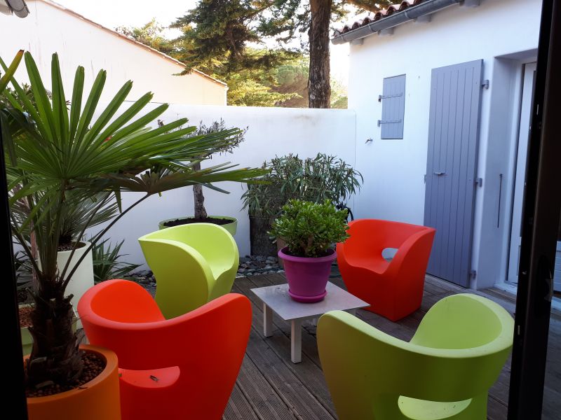 Photo 13 : PATIO d'une maison située à Le Bois-Plage-en-Ré, île de Ré.