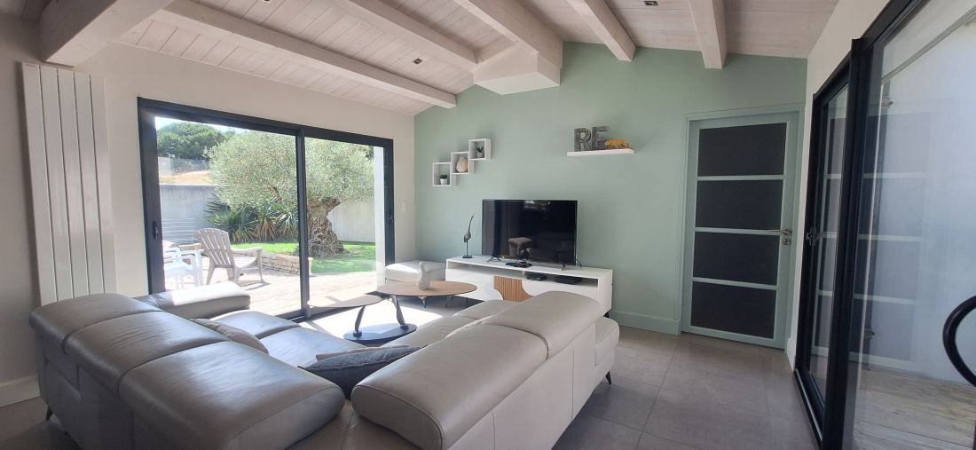 Photo 34 : SEJOUR d'une maison situ&eacute;e &agrave; Le Bois-Plage-en-R&eacute;, &icirc;le de R&eacute;.