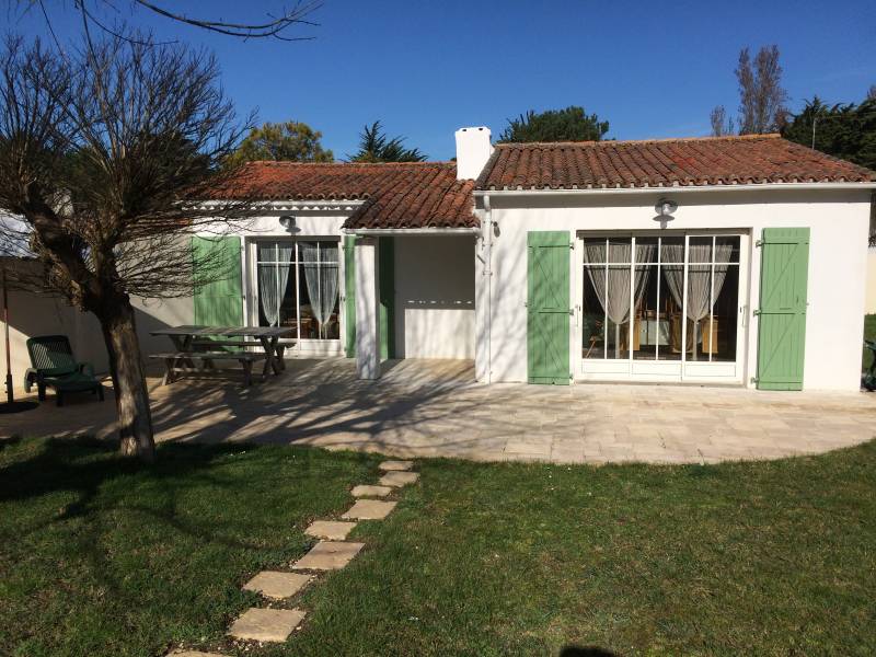 Photo 2 : NC d'une maison située à Le Bois-Plage-en-Ré, île de Ré.